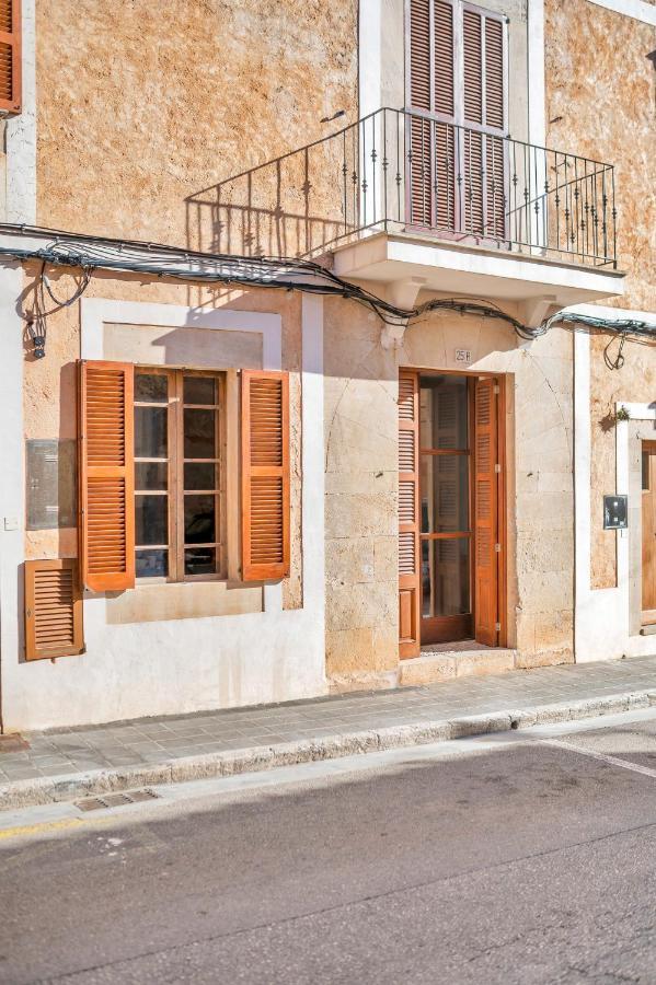 Charmantes Und Modernes Stadthaus Casa Corazon Сантаньи Экстерьер фото